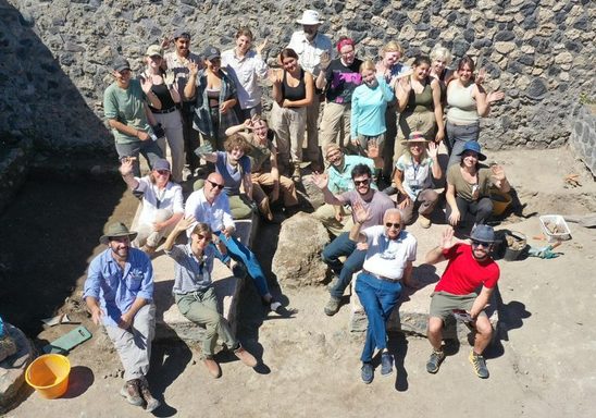 Carls unearth a story of the past in Pompeii