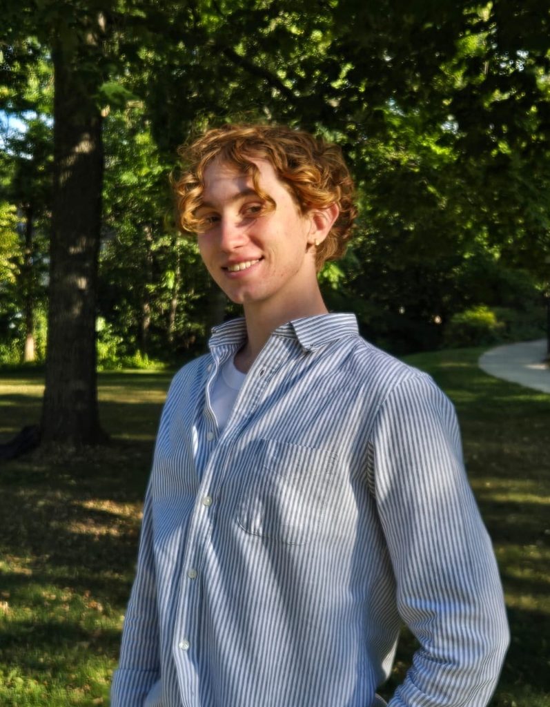 Headshot of Ellis Kondrashov