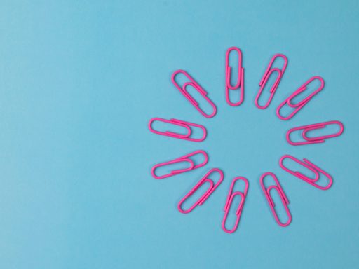 a circle of paper clips
